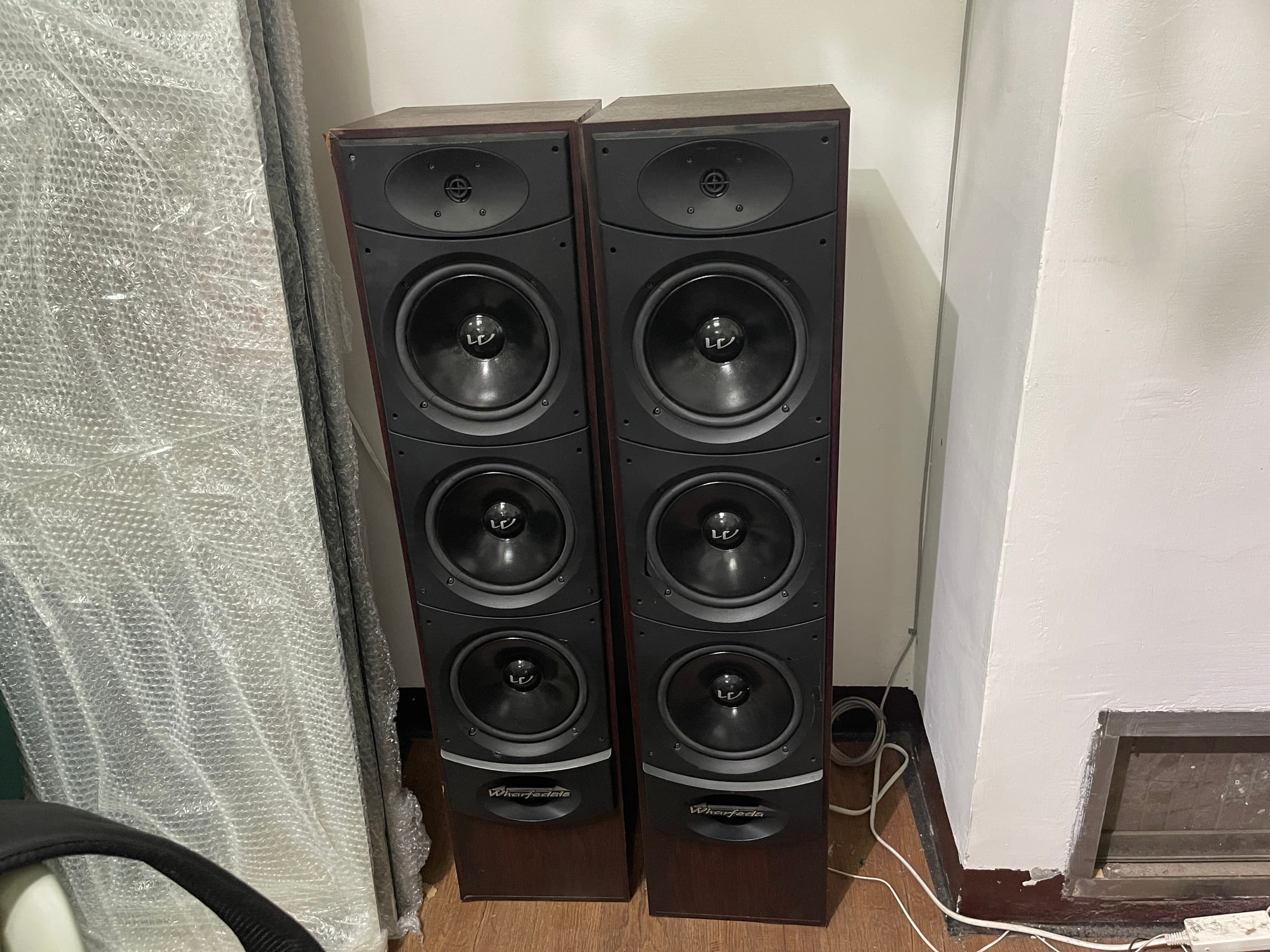音響擺飾