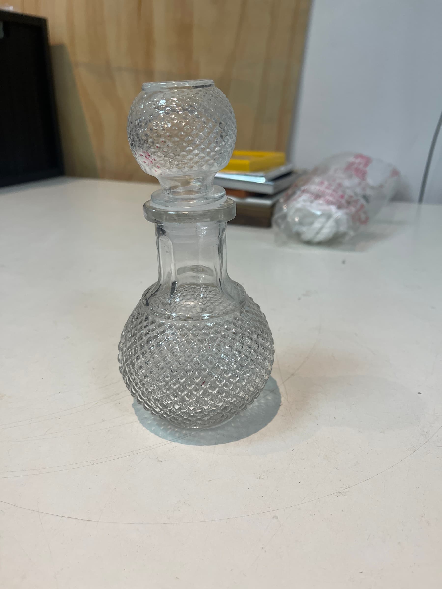 浮雕香水瓶